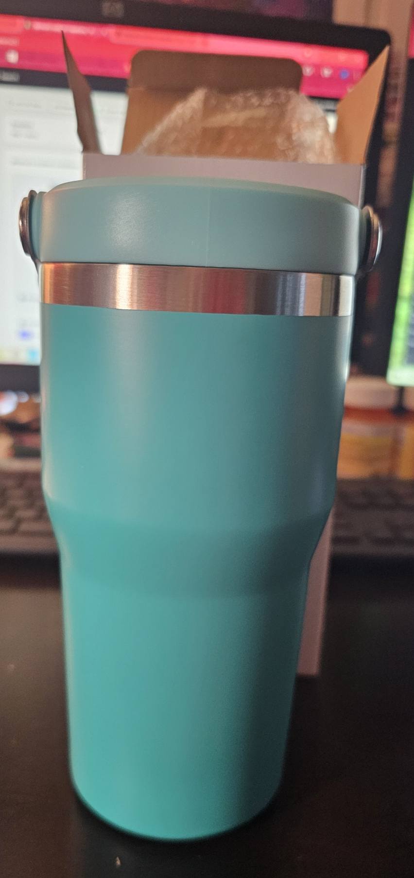 Handle on top of cup