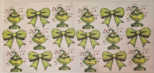 Green Guy and bows with lights