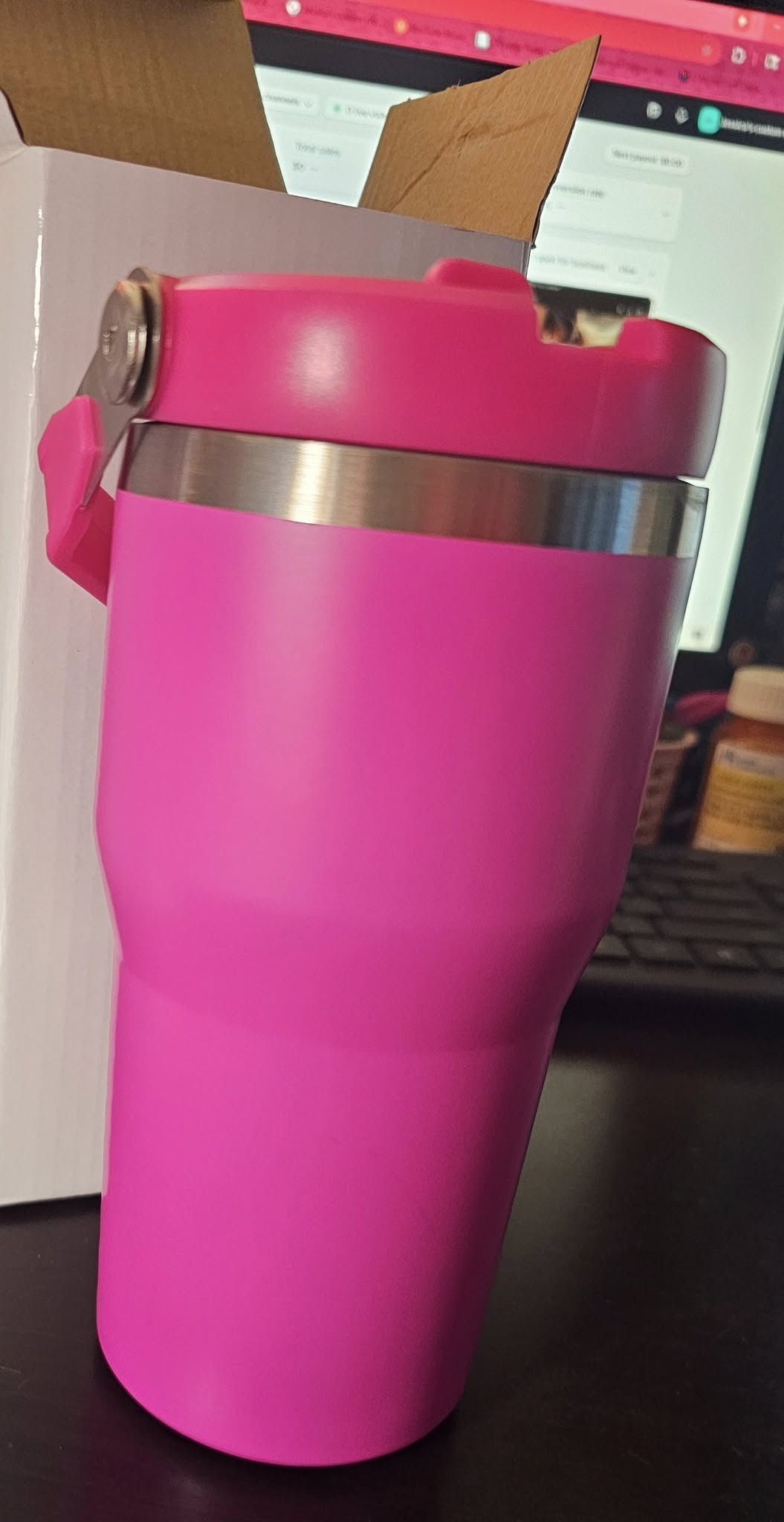 Handle on top of cup