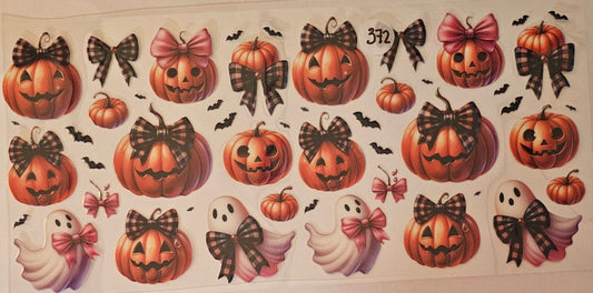 Pumpkins and Ghosts with plaid bows